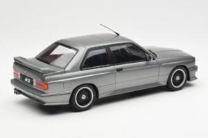 BMW M3 E30 Sport Evolution Cecotto Cinzento AUTOart 1:18 70567 Metal - imagem 3 de 8