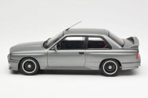 BMW M3 E30 Sport Evolution Cecotto Cinzento AUTOart 1:18 70567 Metal - imagem 4 de 8