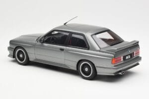 BMW M3 E30 Sport Evolution Cecotto Cinzento AUTOart 1:18 70567 Metal - imagem 7 de 8