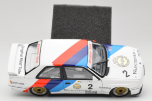 BMW M3 E30 Warsteiner #2 E. van de Poele DTM Champion 1987 Minichamps 1:18 80430396026-O1 Metal - imagem 8 de 9