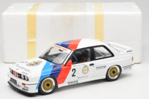 BMW M3 E30 Warsteiner #2 E. van de Poele DTM Champion 1987 Minichamps 1:18 80430396026-O1 Metal - imagem 9 de 9