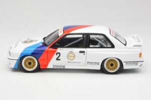 BMW M3 E30 #2 Warsteiner E. van de Poele DTM Champion 1987 Minichamps 1:18 80430396026-O Metal - imagem 4 de 8