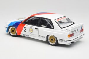 BMW M3 E30 #2 Warsteiner E. van de Poele DTM Champion 1987 Minichamps 1:18 80430396026-O Metal - imagem 7 de 8