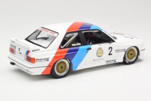 BMW M3 E30 Zackspeed #2 E. van de Poele Champion DTM 1987 Minichamps 1:18 155872002 Metal - imagem 2 de 6