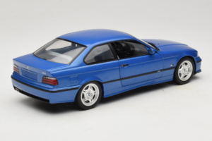 BMW M3 E36 Blue Metallic UT Models 1:18 20467 Metal - imagem 3 de 8