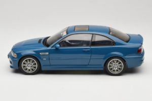 BMW M3 E46 Laguna Seca Blue AUTOart 1:18 70544 Metal - imagem 4 de 8