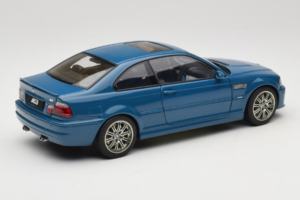 BMW M3 E46 Laguna Seca Blue AUTOart 1:18 70544 Metal - imagem 3 de 8