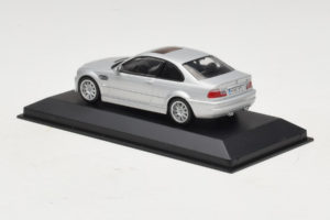 BMW M3 E46 Prata Minichamps 1:43 BMW013 Metal - imagem 3 de 4