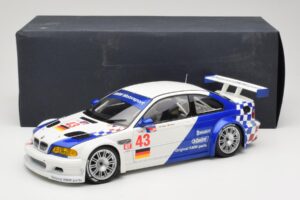 BMW M3 E46 GTR #24 D. Muller / J. Muller / H.-J. Stuck ALMS 2001 Minichamps 1:18 80430139184 Metal - imagem 8 de 8