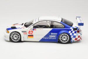BMW M3 E46 GTR #42 J. Muller / J.J. Lehto ALMS 2001 Minichamps 1:18 80430139183 Metal - imagem 4 de 8