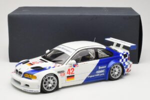 BMW M3 E46 GTR #42 J. Muller / J.J. Lehto ALMS 2001 Minichamps 1:18 80430139183 Metal - imagem 8 de 8
