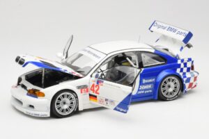 BMW M3 E46 GTR #42 J. Lehto / P. Ekblom ALMS 2001 Minichamps 1:18 100012142 Metal - imagem 2 de 8