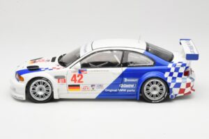 BMW M3 E46 GTR #42 J. Lehto / P. Ekblom ALMS 2001 Minichamps 1:18 100012142 Metal - imagem 4 de 8