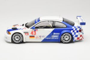 BMW M3 E46 GTR #43 D. Muller ALMS 2001 Minichamps 1:18 100012143 Metal - imagem 4 de 8