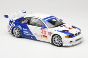 BMW M3 E46 GTR #43 D. Muller ALMS 2001 Minichamps 1:18 100012143 Metal - imagem 6 de 8