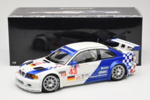 BMW M3 E46 GTR #43 D. Muller ALMS 2001 Minichamps 1:18 100012143 Metal - imagem 8 de 8