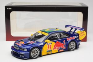 BMW M3 E46 GTR #11 Red Bull Interlagos 2005 AUTOart 1:18 80645 Metal - imagem 6 de 6