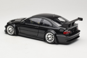 BMW M3 E46 GTR Street Preto Minichamps 1:18 100012105 Metal - imagem 7 de 8