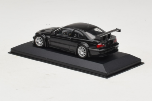 BMW M3 E46 GTR Street Preto Minichamps 1:43 BMW020 Metal - imagem 3 de 5