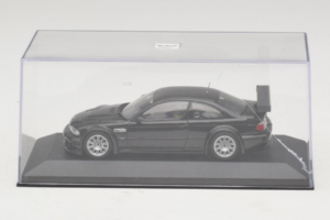 BMW M3 E46 GTR Street Preto Minichamps 1:43 BMW020 Metal - imagem 4 de 5