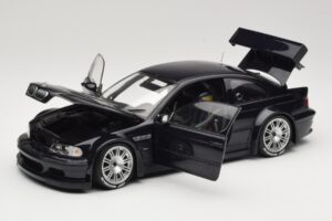 BMW M3 E46 GTR Street Carbon Black Minichamps 1:18 80430152552 Metal - imagem 2 de 8