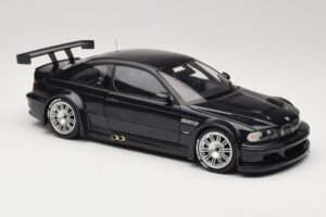 BMW M3 E46 GTR Street Carbon Black Minichamps 1:18 80430152552 Metal - imagem 6 de 8