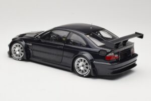 BMW M3 E46 GTR Street Carbon Black Minichamps 1:18 80430152552 Metal - imagem 7 de 8