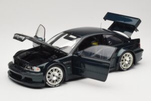 BMW M3 E46 GTR Street Emerald Green Minichamps 1:18 80430396025 Metal - imagem 2 de 8