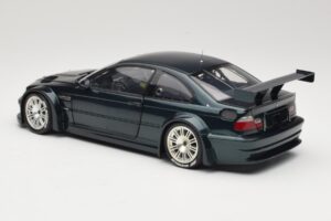 BMW M3 E46 GTR Street Emerald Green Minichamps 1:18 80430396025 Metal - imagem 7 de 8