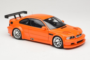 BMW M3 E46 GTR Street Laranja Minichamps 1:18 100012106 Metal - imagem 6 de 8