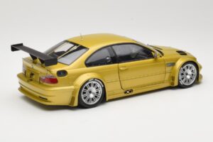 BMW M3 E46 GTR Street Phoenix Yellow Minichamps 1:18 80430309444 Metal - imagem 3 de 8