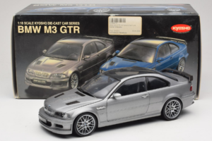 BMW M3 E46 GTR Street Cinzento Prateado Kyosho 1:18 08507S Metal - imagem 8 de 8
