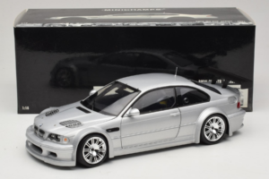 BMW M3 E46 GTR Street Prateado Minichamps 1:18 100012100 Metal - imagem 8 de 8