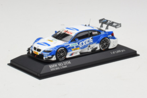 BMW M3 E92 #2 J. Hand BMW Team RMR DTM 2012 Minichamps 1:43 410122202 Metal - imagem 2 de 5