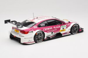 BMW M3 E92 DTM #16 BMW Team RMG A. Priaulx 2013 Minichamps 1:18 100132216 Metal - imagem 3 de 8
