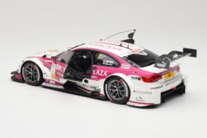 BMW M3 E92 DTM #16 BMW Team RMG A. Priaulx 2013 Minichamps 1:18 100132216 Metal - imagem 5 de 8