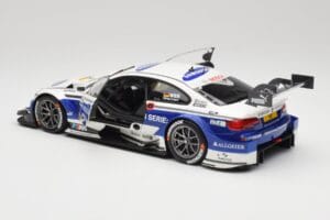 BMW M3 E92 #2 D. Werner BMW Team Schnitzer DTM 2013 Minichamps 1:18 100132202 Metal - imagem 5 de 8