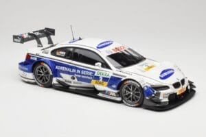 BMW M3 E92 #2 D. Werner BMW Team Schnitzer DTM 2013 Minichamps 1:18 100132202 Metal - imagem 6 de 8