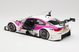 BMW M3 E92 #15 A. Priaulx BMW Team RBM DTM 2012 Minichamps 1:18 100122215 Metal - imagem 5 de 8