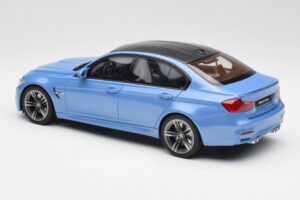 BMW M3 F80 Yas Marina Azul GT Spirit 1:18 GT055 Resina - imagem 5 de 6