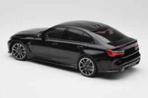 BMW M3 G80 Cinzento Metálico Minichamps 1:18 155020204 Metal - imagem 5 de 6