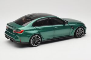 BMW M3 G80 Isle of Man Green Minichamps 1:18 113020203 Metal - imagem 3 de 8