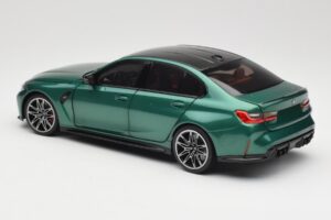 BMW M3 G80 Isle of Man Green Minichamps 1:18 113020203 Metal - imagem 7 de 8