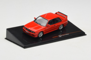 BMW M3 E30 Sport Evolution Vermelho IXO 1:43 CLC583N Metal - imagem 2 de 4