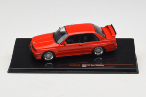 BMW M3 E30 Sport Evolution Vermelho IXO 1:43 CLC583N Metal