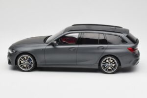 BMW M340i G20 xDrive M Sport Cinzento GT Spirit 1:18 GT471 Resina - imagem 3 de 6