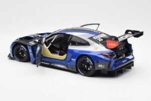 BMW M4 G82 GT3 Schubert Motorsport #25 P. Eng DTM 2022 Minichamps 1:18 113222025 Metal - imagem 5 de 8