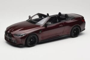 BMW M4 G83 Cabriolet Vermelho Metálico Minichamps 1:18 155021032 Metal