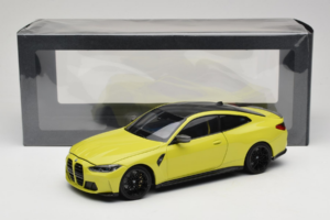 BMW M4 G82 Amarelo Edição Concessionário Minichamps 1:18 80435A51949-R1 Metal - imagem 10 de 10