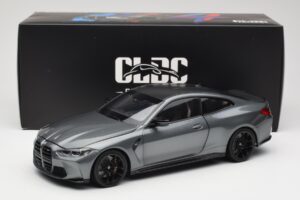 BMW M4 G82 Cinzento Metallic Minichamps 1:18 113020124 Metal - imagem 8 de 8